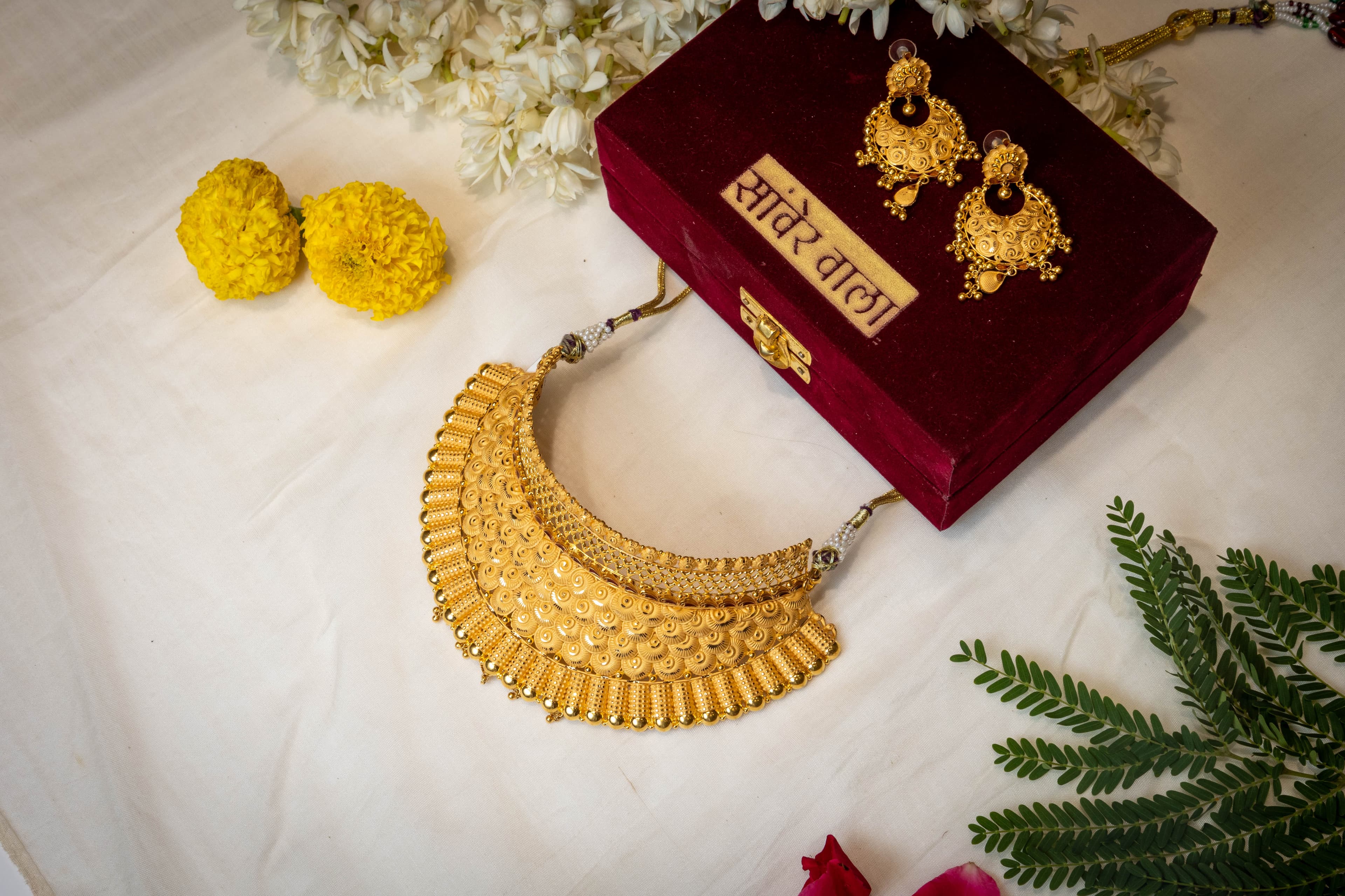Heritage Gold Collection - 22K & 18K Gold Jewellery - Crafted with Traditional Techniques